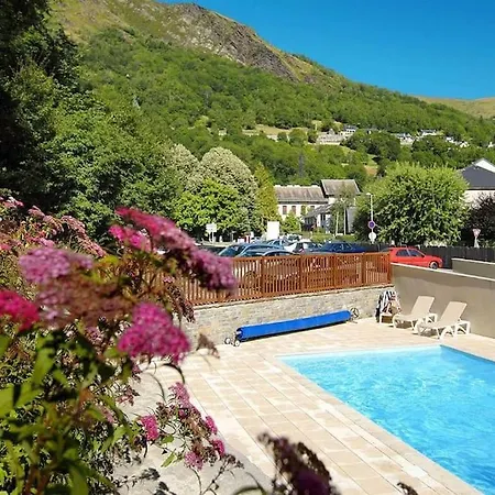 St Lary Centre 4 A 6 Personnes Piscine Vue Montagne Appartement